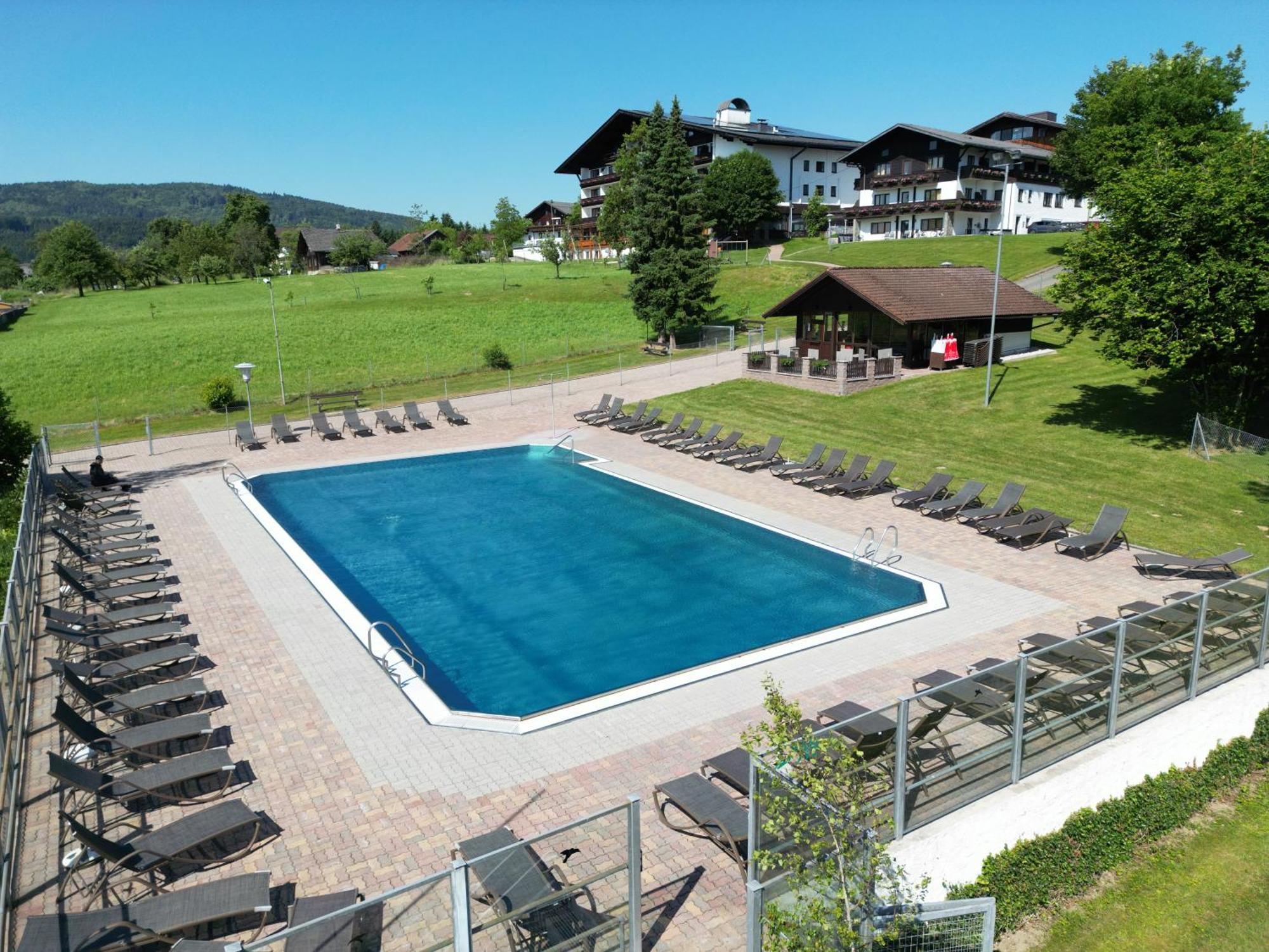 Hotel Lohninger-Schober Sankt Georgen im Attergau Luaran gambar
