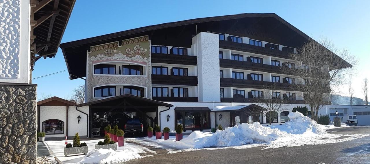 Hotel Lohninger-Schober Sankt Georgen im Attergau Luaran gambar